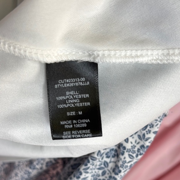 116. Trixxi Floral Smocked Puff Sleeve Mini Dress - Size Medium - Picture 7 of 8